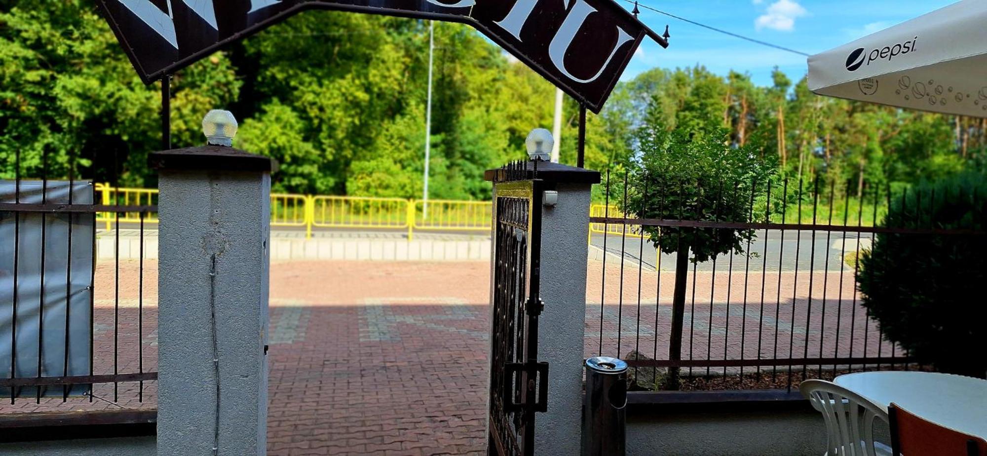 Hotel Knajpa Sorba Skwierzyna Zewnętrze zdjęcie